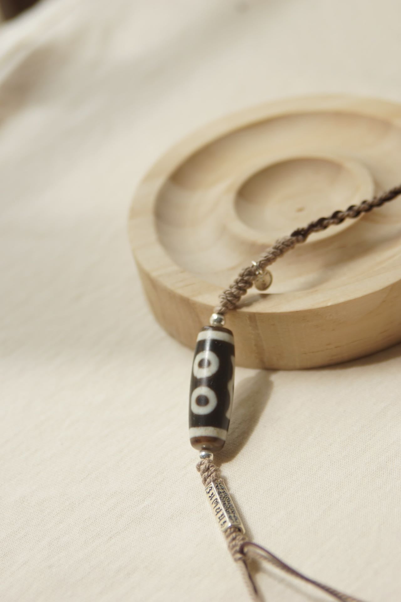 Three-eyed Dzi bead Necklace