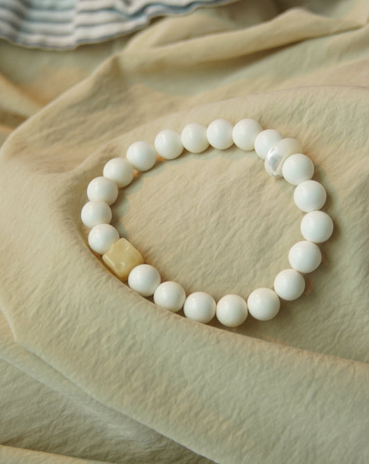 Matte Shell Beads Bracelet